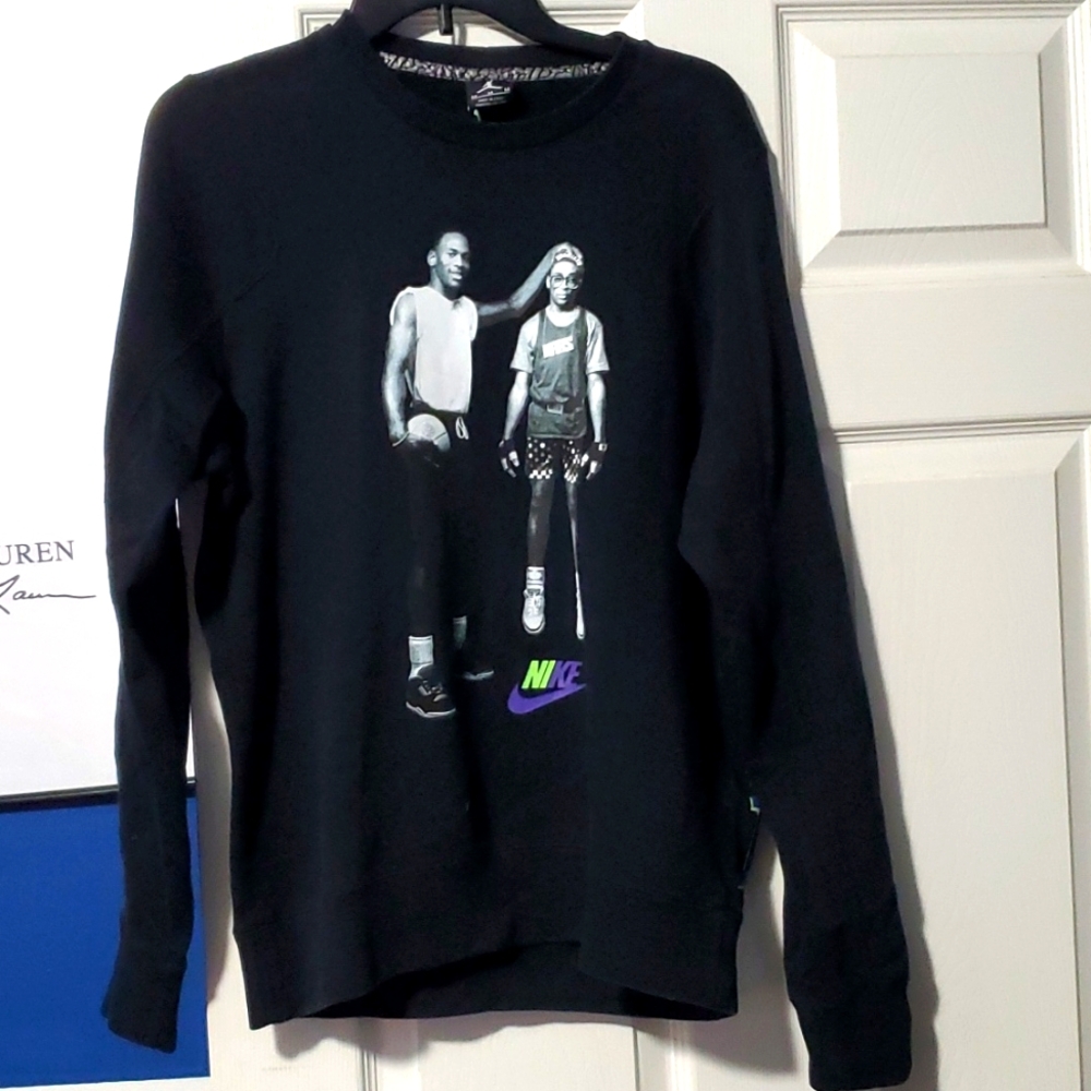 Vintage black Jordan sweater sz medium